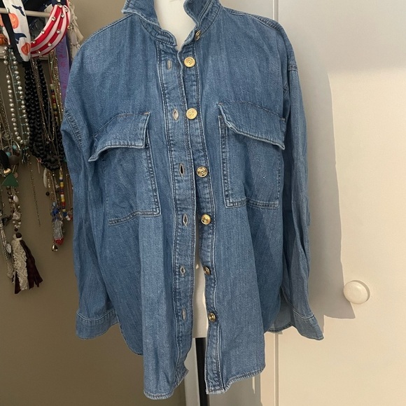 Zara Blue Jean Button Down Snap Blouse - Picture 2 of 4